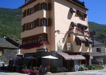 Hostal Montana Alins Exterior foto
